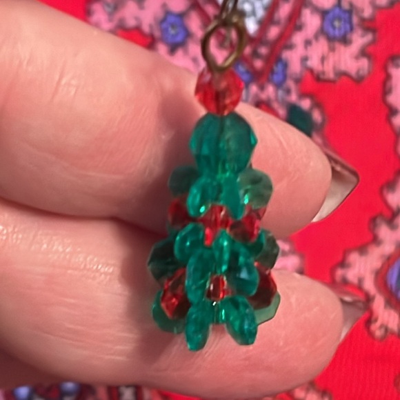 Christmas tree earrings, pierced. - Picture 7 of 7